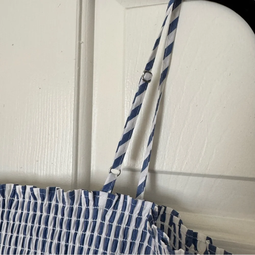 Express Striped Ruched Crop Top - Picture 5 of 6